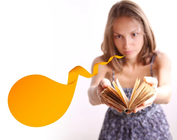 Mujer con libro — Foto de Stock