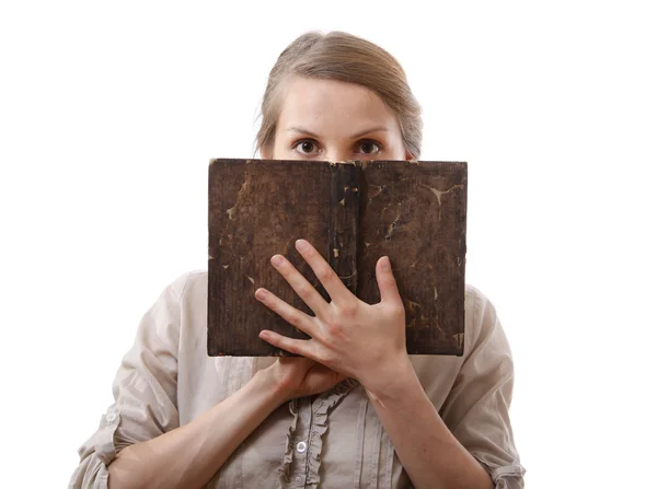 Mujer sosteniendo libro viejo, aislado — Foto de Stock