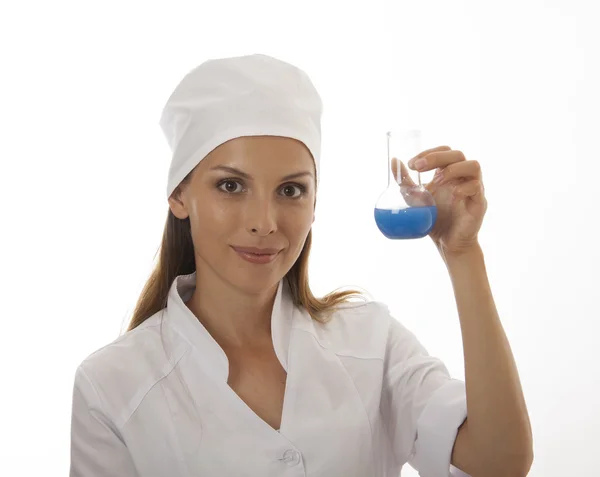 Mujer química y productos químicos en frascos —  Fotos de Stock