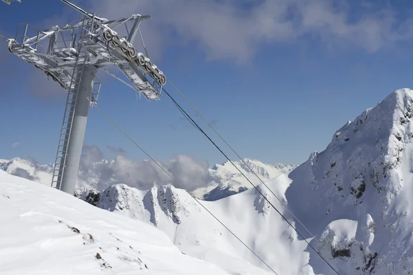 スキー場のリフト技術 — ストック写真