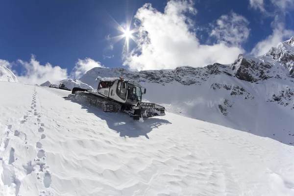 Ratrak, grooming maskin, särskilda snö fordon — Stockfoto