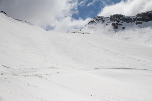 Las montañas en Krasnaya Polyana, Sochi, Rusia —  Fotos de Stock