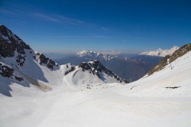 Krasnaya Polyana 'daki Dağlar, Soçi, Rusya