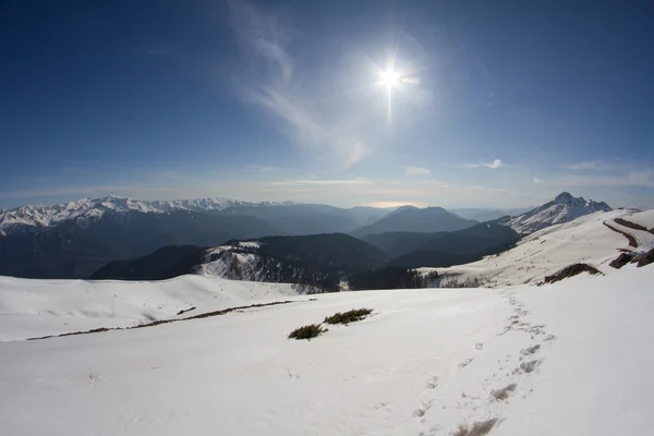 Las montañas en Krasnaya Polyana, Sochi, Rusia —  Fotos de Stock