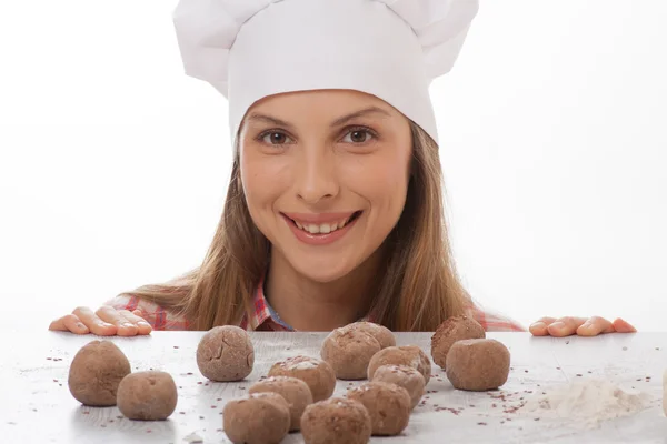 Bolas de massa e cozinheiro chef mulher — Fotografia de Stock