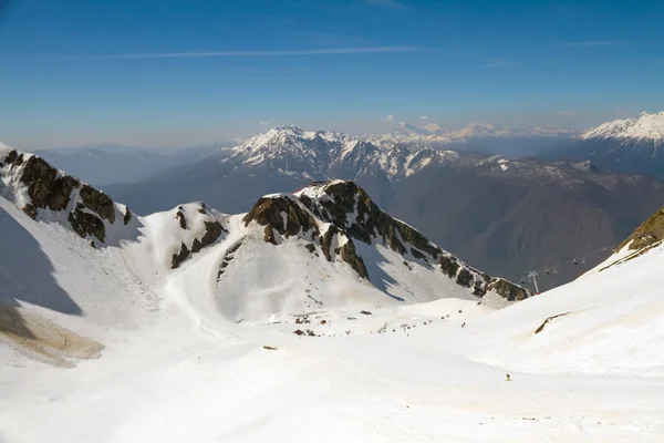 Die Berge in Krasnaja Poljana, Sotschi, Russland — Stockfoto