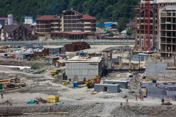 Byggnaden i bergen — Stockfoto