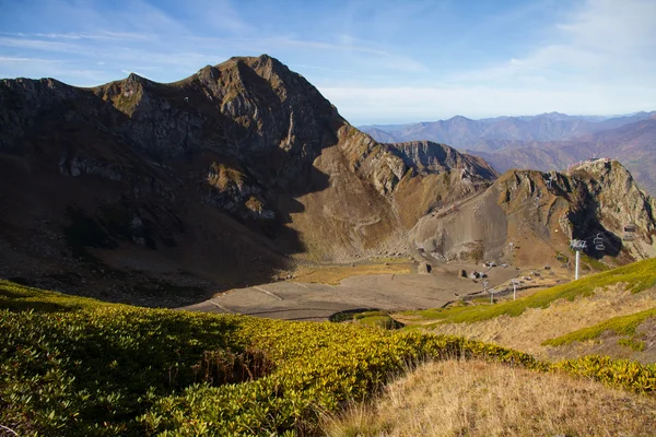 Bergen i krasnaya polyana (sochi, Ryssland) — Stockfoto