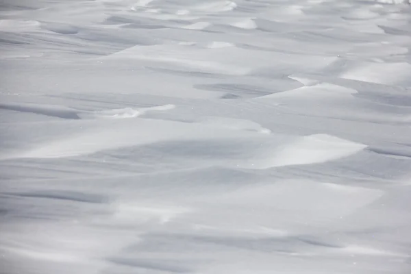 Снежный склон горы — стоковое фото