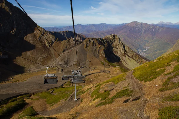 Chairlift in mountains of Krasnaya Polyana — Stock Photo, Image