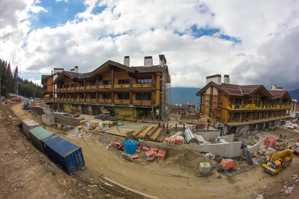 Building in the mountains — Stock Photo, Image