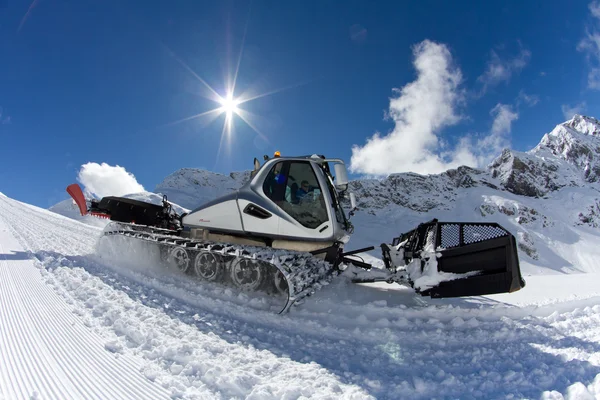 Ratrak, grooming maskin, särskilda snö fordon — Stockfoto