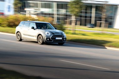 Şehirde otomatik hareket halinde