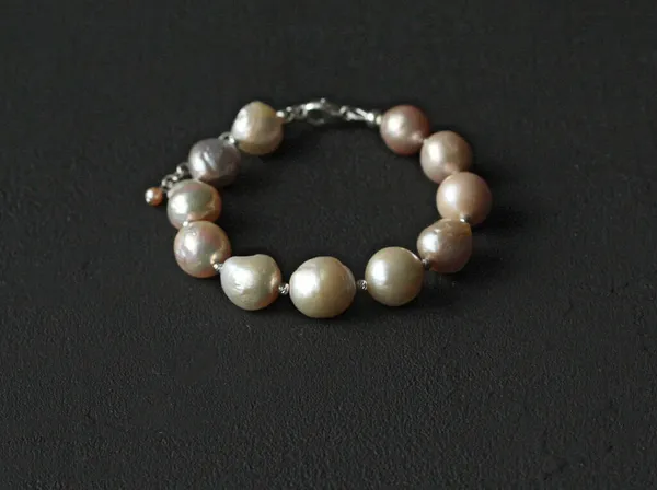 Pulsera Perlas Kasumi Natural Pulsera Hecha Piedras Mano Perlas Kasumi — Foto de Stock