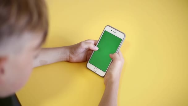 Chroma Key Mock Smartphone Hand Teenage Boy Use Phone Green — Stockvideo