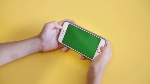 Green Screen Child Holding Smartphone Hand Close Playing Game Phone — Αρχείο Βίντεο