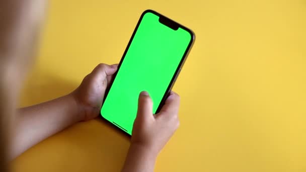 Preschool Girl Use Smartphone Green Screen Layout Chroma Key Mock — Video