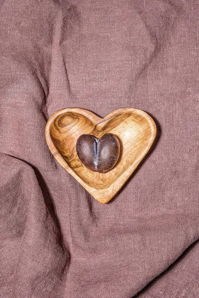 Brown Blue Ripe Malformed Imperfect Plum Crack Middle Wooden Heart — Stock Photo, Image