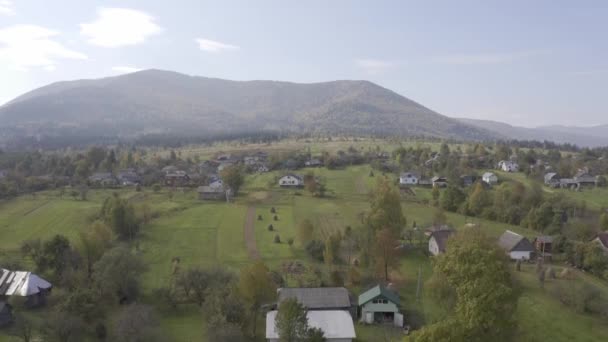 Outono Paisagem Aldeia Tradicional Bela Natureza Vista Aérea Drones Plana — Vídeo de Stock