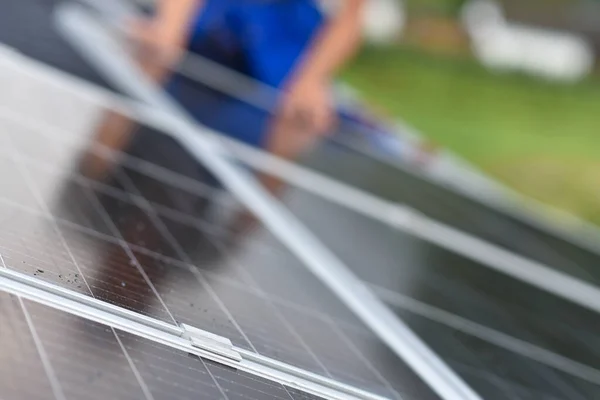 Rooftop Solar Power System Process Installing Solar Panels Roof House — ストック写真