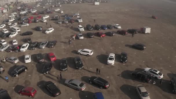 Украина Киев Мая 2021 Года Старый Автомобильный Рынок Дилеры Продают — стоковое видео