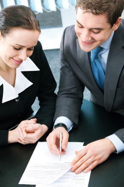 Office belgeleri ile iş adamları