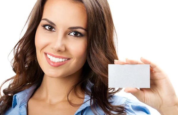 Geschäftsfrau mit leerer Visitenkarte, isoliert — Stockfoto