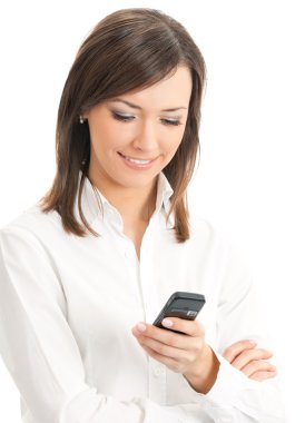 mutlu başarılı işkadını izole cep telefonuyla gülümseyen