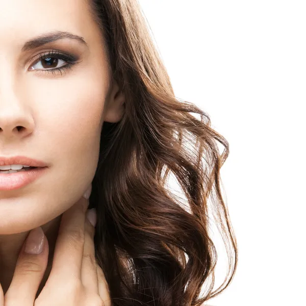 Retrato de mujer hermosa, sobre blanco — Foto de Stock