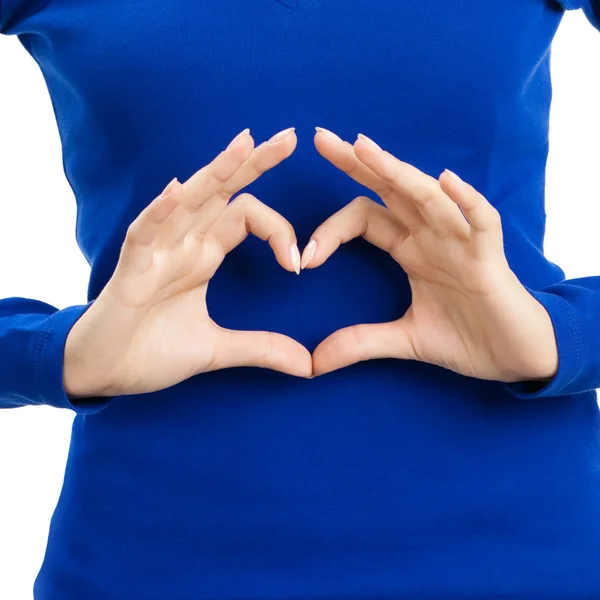 Frau zeigt Herz-Symbol-Geste, isoliert — Stockfoto