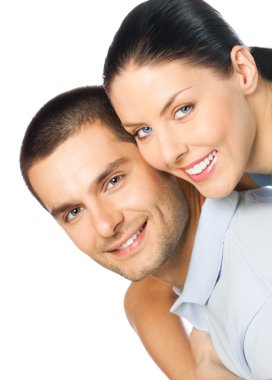 genç çekici çift w izole, gülümseyerek mutlu bir portresi