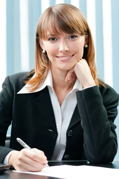 Businesswoman working with document at office — Stock Photo, Image