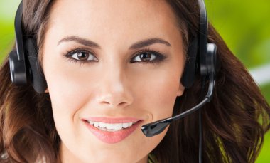 Destek telefonu operatörü kulaklık