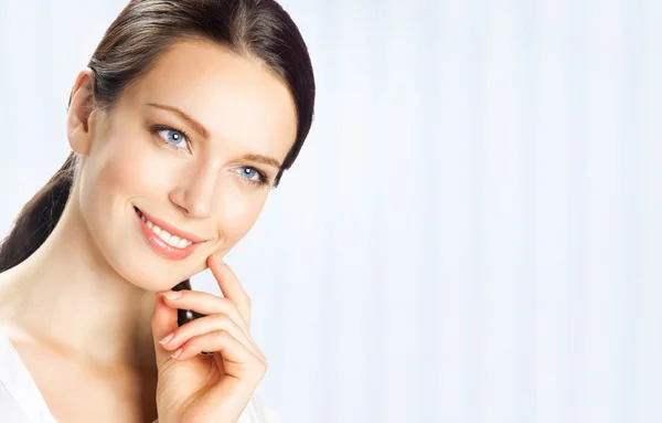 Thinking businesswoman, at office — Stock Photo, Image