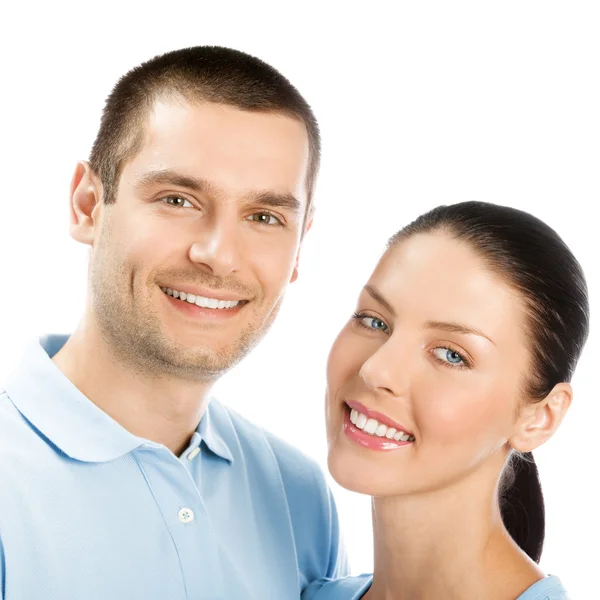 Retrato de joven feliz sonriente atractiva pareja, aislado —  Fotos de Stock