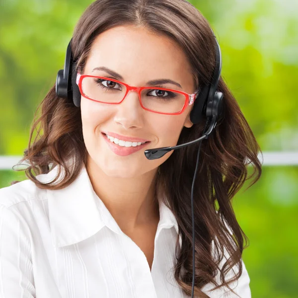 Operador de telefonía de soporte en auriculares — Foto de Stock