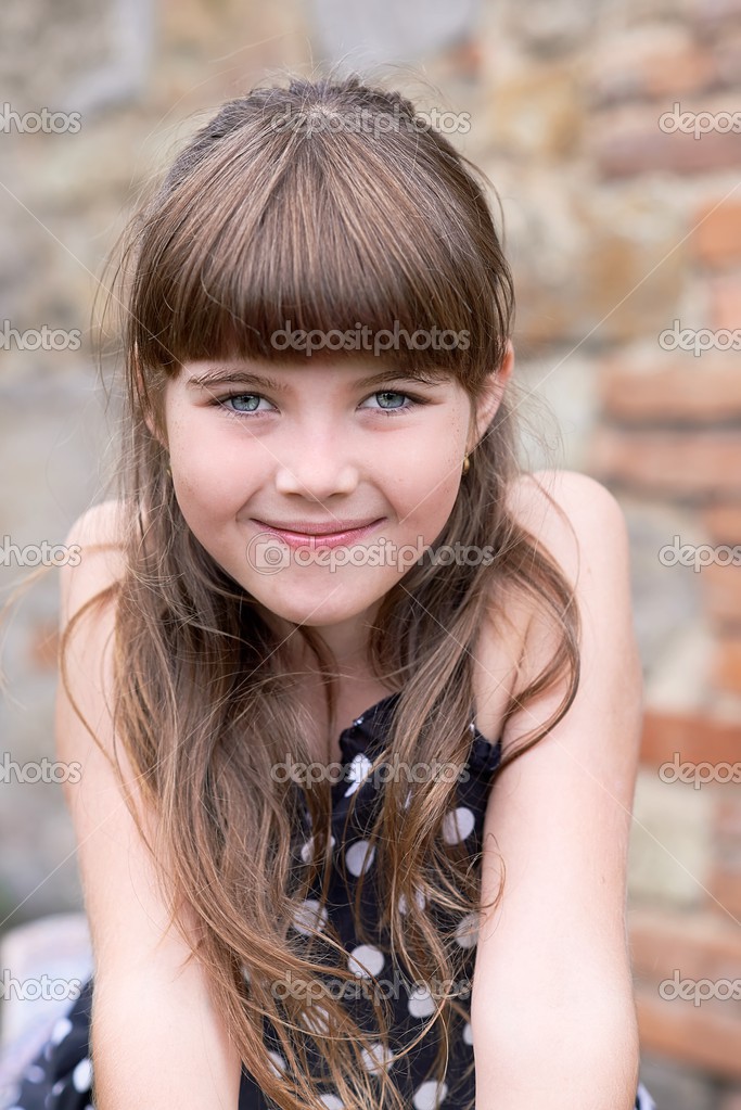 Mädchen und jungen aus