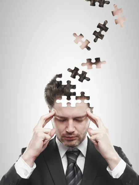 собирать мысли. память. негативные мысли. куча мыслей в голове. сюрреализм люди.