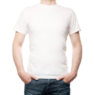 t-shirt giyen