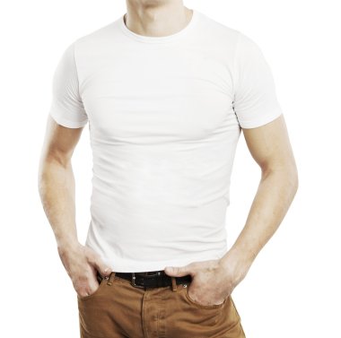 t-shirt giyen