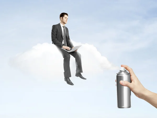 Hombre sentado en la nube — Foto de Stock