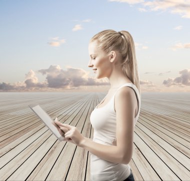 dokunmatik yüzey ile Bayan