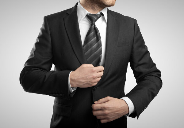 Человек в костюме
