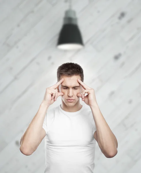 Jongen denken — Stockfoto