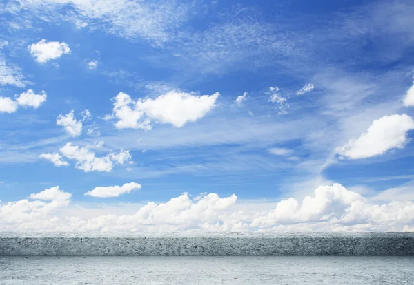 雲のビュー — ストック写真