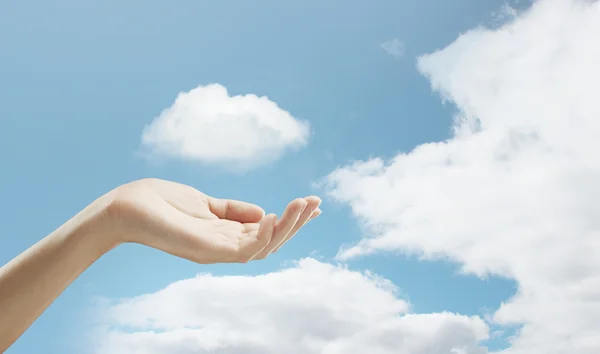 Hand and sky — Stock Photo, Image