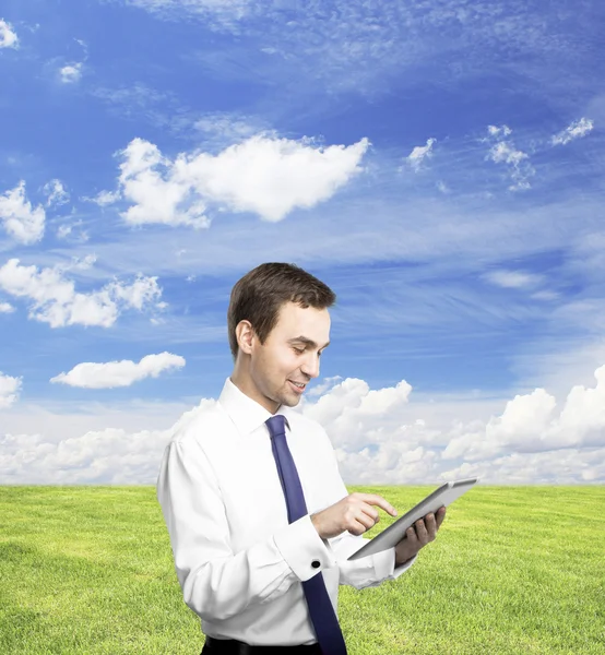 Man holding tablet — Stock Photo, Image