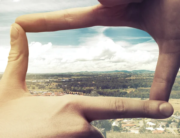 Frame to field — Stock Photo, Image