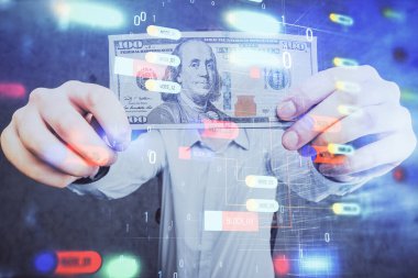 Teknolojinin iki katına çıkması hologram, dolar banknotları ve insan eli. Veri kavramı