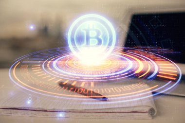 Blockchain temalı çizimler ve açık defter arkaplanı olan bir masa. Kripto para birimi kavramı